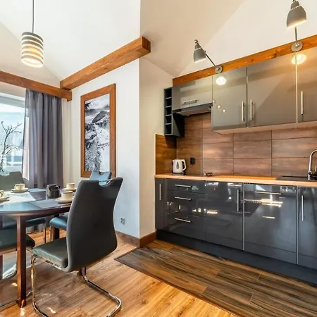 Gorski Zakatek Na Emilii Plater 18c Apartment Karpacz